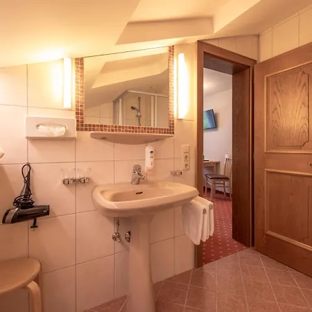 מלון Patteriol Apart-hotel-garni