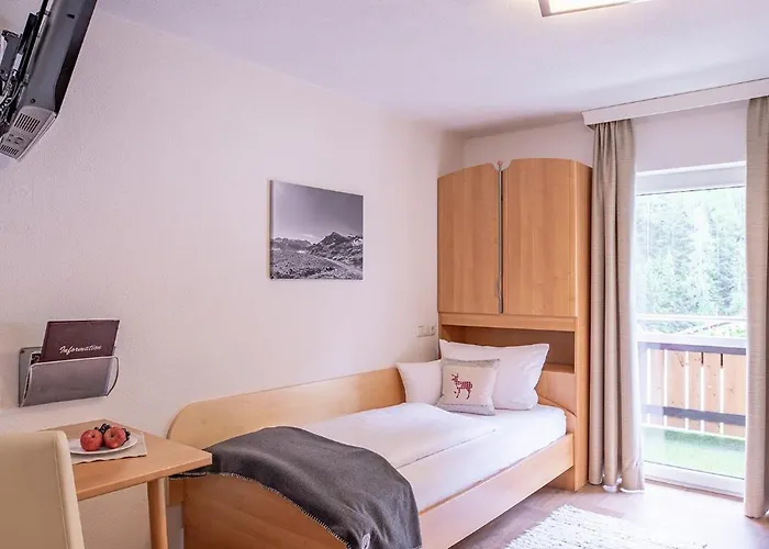 Patteriol Apart-hotel-garni 호텔 3*