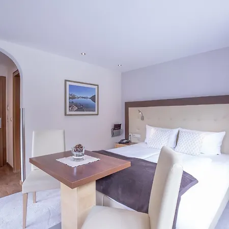Patteriol Apart-hotel-garni 酒店
