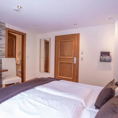 Ξενοδοχείο Patteriol Apart-hotel-garni 3*